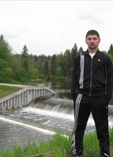 Познакомиться с татарином.  Рустам 38 лет Москва 120202