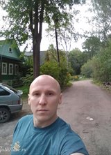 Познакомиться с татарином.  Валера 42 года Москва 637455
