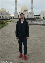 Познакомиться с татарином.  Надир 27 лет Москва 660182