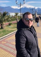 Познакомиться с татарином.  Ильдар 38 лет Москва 640006